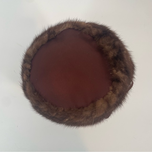 Vintage G. Fox 1950s-1960s Auburn Brown Mink Pillbox Fur Hat - Picture 4 of 9